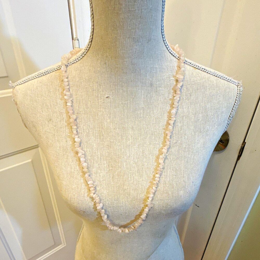 PINK QUARTZ CHIP BEADED NECKLACE 18 IN STONE BALL/BEAD CHAIN